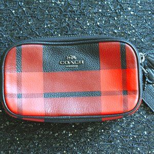 COACH Multifunctional Pouch